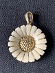 Daisy pendant 
gold-plated 
Sterling silver
Length with 
...