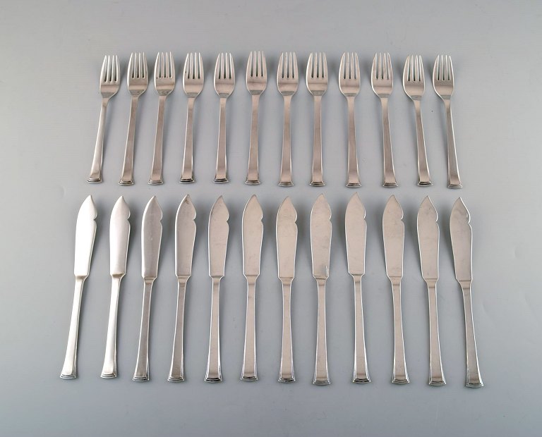 Evald Nielsen number 32 fish cutlery in silver (830). Complete service for 
twelve people.