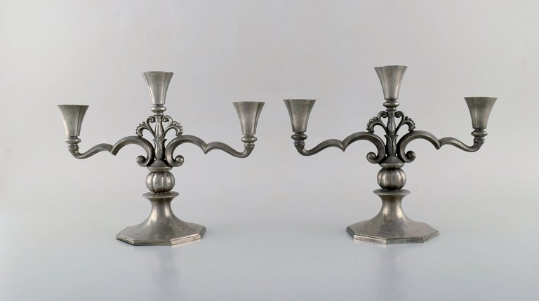 Just Andersen, Denmark. Two early candlesticks in pewter. Model number 1258. 
1920 / 30