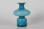 Holmegaard og Per Lütken
Carnaby vase fremstillet af blå og
hvidt opalglas
Producent: Holmegaard
Designer: Per Lütken
Højde 16 cm
Fin stand uden skår el lign
emne nr:
236610 Holmegaard og Per Lütken
Carnaby vase fremstillet af blå og
hvidt opalglas
Producent: Holmegaard
Designer: Per Lütken
Højde 16 cm
Fin stand uden skår el lign
emne nr:
236610
