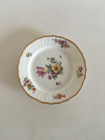 Royal Copenhagen Saxon Flower Full Cake Plate No 1627
