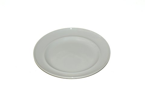 Bing & Grondahl White Koppel, Dessert Plate
Dek. No 28A or 306, RC no 615
Diameter 16 cm.
