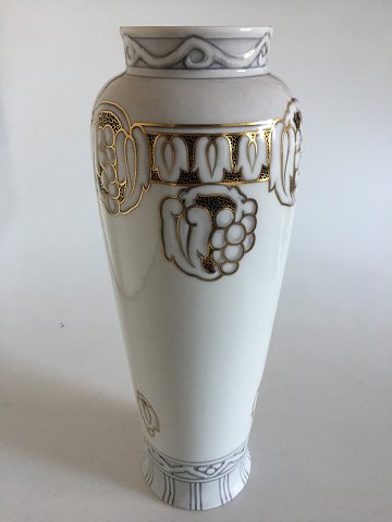 Bing & Grondahl Art Nouveau Unique vase by Clara Nielsen and Theodor Larsen
