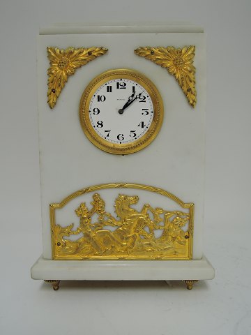 Zenith
Table clock
Marble with gold-plated mounting