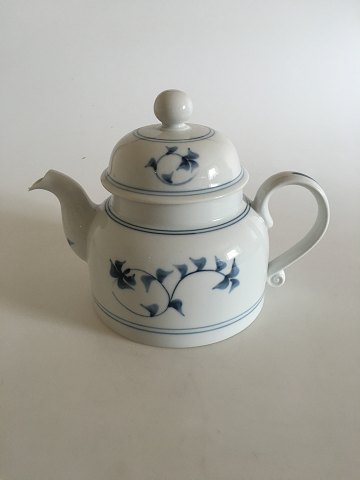 Royal Copenhagen Noblesse Tea Pot No 15135