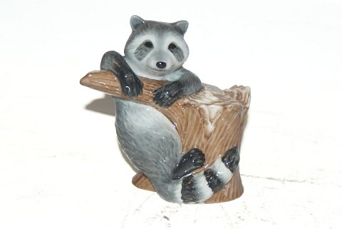 Royal Copenhagen figurine Raccoon
Decoration number 054