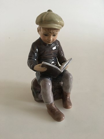 Dahl Jensen Figurine of Boy Reading No 1096