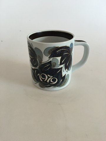 Royal Copenhagen Large Annual Mug 1979 (without silver disc)