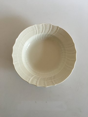 Royal Copenhagen Josephine Creme Curved Deep Plate