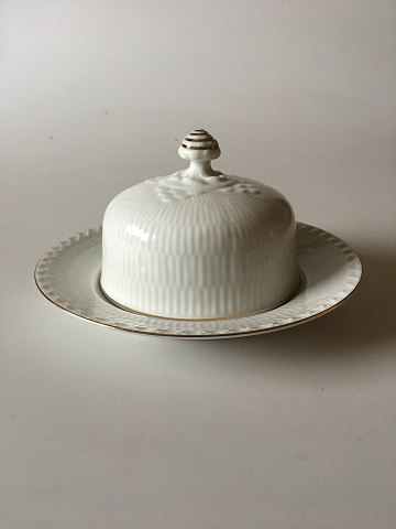 Royal Copenhagen Tradition White Half Lace w. Gold Caviar Bowl / Butter Bowl No 
502