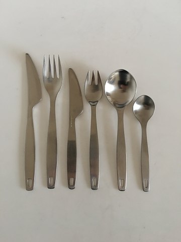 Georg Jensen Stainless Holiday II Flatware Set for 8. People. 48 Pieces