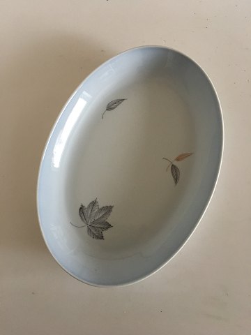 Bing & Grondahl Falling Leaves Oval Serving Tray No 16
