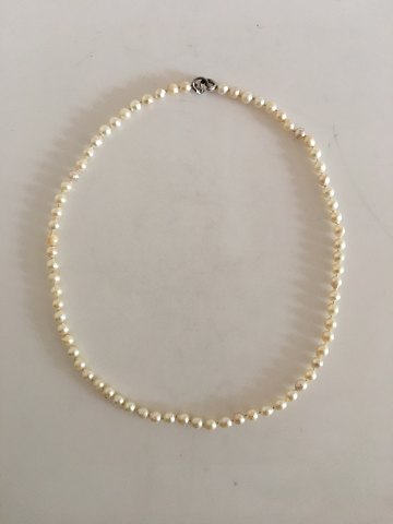 Georg Jensen Pearl Necklace with Lock og White Gold