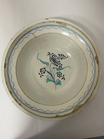 Ceramic stettin, porringer
From the beginning of the 1800