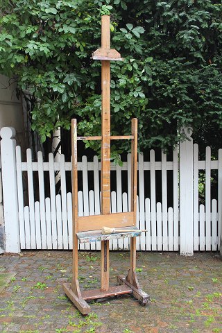 Old French painter easel with a super nice patina...