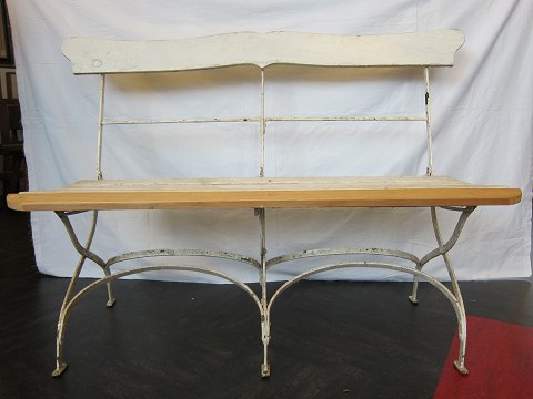 Bench, about 1920-30 and Danish, made of iron and wood, folding
The bench has been restored with a piece of wood of the same age as the 
original wood and the iron is in a good condition