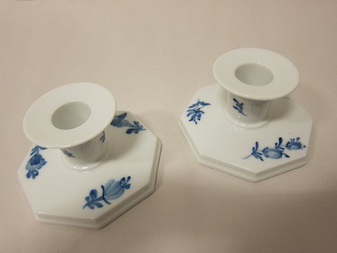 Royal Copenhagen, Blue Flower, Angular
Candlesticks (set of 2)
RC-nr. 3334
We have a good choice of Blue Flower
Please contact us for further information