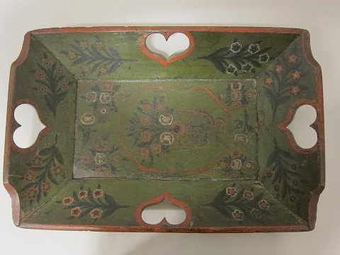 Antique linen-/maternity tray with original decorations
About the end of the 1700