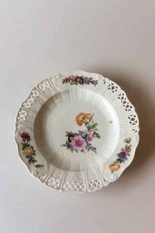 Royal Copenhagen Saxon Flower Dinner-/Fruit Plate Premium model with pierced 
border