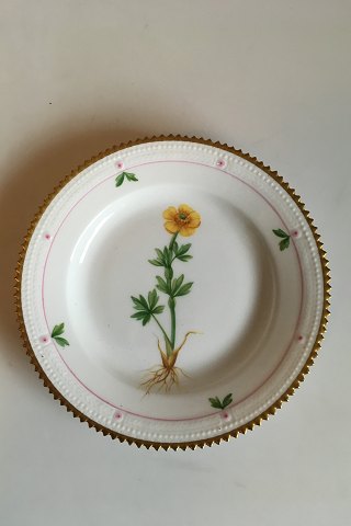 Royal Copenhagen Flora Danica Cake Plate No 735/3551