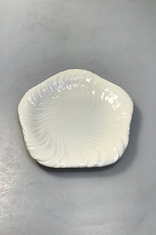 Royal Copenhagen White Triton Cake Plate No 14176(617)