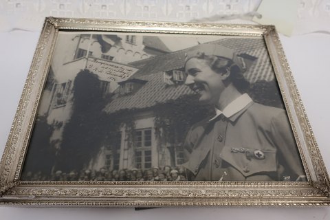 Photo of the crown princess in a frame with curved glass 
In a good condition