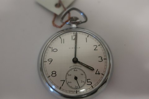 Pocket watch
Good, old pocket watch from "Kienzle", Antimagnetic, Made in Germany
The German watch maker has its roots back to the 1883
We have a good choice of old pocket watches