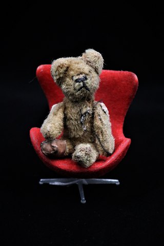 Charming little antique teddy bear with a really nice old patina...