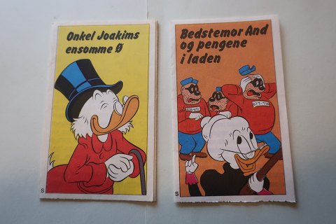 For the Collector:
Disney pamphlets
From Walt Disney Productions
Very rare
1. Onkel Joakims Ensome Ø
2. Bedstemor And og Pengene i Laden
2 items total
H: 8,5cm
From the 1900-years
In a good condition