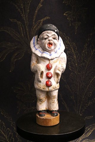 Antique pierrot figure in painted papier-mâché with a fine old patina...
