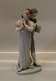 Royal Copenhagen figurine 1680 RC "The Proposal Chr. Thomsen 1914 26 cm
