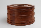 Jens Harald Quistgaard (1919-2008)
Ice Bucket made of teak
Sign:
Dansk, International Designs, Denmark, IHQ
Diameter 24 cm
Heigth 13 cm
Nice used condition
item no:
209788 Jens Harald Quistgaard (1919-2008)
Ice Bucket made of teak
Sign:
Dansk, International Designs, Denmark, IHQ
Diameter 24 cm
Heigth 13 cm
Nice used condition
item no:
209788
