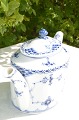 Royal Copenhagen  Blue fluted half lace Tea pot 684