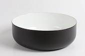 Kaj Frank
Large finel bowl made of metal
and white and black enamel
Diameter 26 cm
Height 9 cm
Manufactor: Arabia in Finland
Very nice vintage condition
item no:
256559 Kaj Frank
Large finel bowl made of metal
and white and black enamel
Diameter 26 cm
Height 9 cm
Manufactor: Arabia in Finland
Very nice vintage condition
item no:
256559