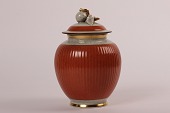 Royal Copenhagen
Craquelure lidded bowl by
Thorkild Olsen and Nils Thorsson
model 212 / 2781
Height 25 cm
Diameter 15 cm
1. quality
- no chips or repair
item no:
272290 Royal Copenhagen
Craquelure lidded bowl by
Thorkild Olsen and Nils Thorsson
model 212 / 2781
Height 25 cm
Diameter 15 cm
1. quality
- no chips or repair
item no:
272290