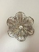 Brooch made of silver, filigree work
Stamp: 925s
Diam: 4cm
PLEASE NOTE: NO SILVER IN THE SHOWROOM - please 
contact us presentation