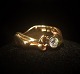 Antik 
Damgaard-
Lauritsen 
presents: 
Carat 
Design Aalborg; 
A 14k gold ring 
set with a 
brillant 0,50 
ct. W-VVS