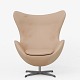 Roxy Klassik 
presents: 
Arne 
Jacobsen / 
Fritz Hansen
AJ 3316 - 
Reupholstered 
'Egg' lounge 
chair in 
natural ...