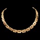 Antik 
Damgaard-
Lauritsen 
presents: 
Guldvirke; 
A necklace in 
14k gold