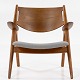 Roxy Klassik 
presents: 
Hans J. 
Wegner / Carl 
Hansen & Søn
CH 28 - 
'Sawbuck Chair' 
in patinated 
oak and seat in 
...