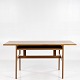 Roxy Klassik 
presents: 
Mogens 
Koch / Rud. 
Rasmussen 
Snedkerier
Desk in 
mahogany with 
underlying 
shelf.
1 pc. ...