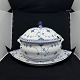 Harsted Antik 
presents: 
LARGE Blue 
Fluted Halv 
Lace tureen