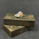 Art nouveau 
ring with coral