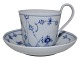 Antik K 
presents: 
Blue 
Fluted Plain
Large high 
handle cup