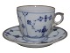 Antik K 
presents: 
Blue 
Fluted Plain 
with Gold edge
Small coffee 
cup #80