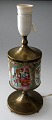 Pegasus – Kunst 
- Antik - 
Design 
presents: 
Famille 
rose brush cup, 
19th century.