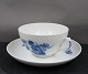 Antikkram 
presents: 
Blue 
Flower Plain 
Danish 
porcelain.
Settings large 
tea cups No 
8269 of 1st 
quality.