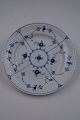 Antikkram 
presents: 
Blue 
Fluted plain 
Danish 
porcelain. 
Luncheon plates 
21.5cms No 178