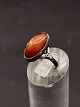 Middelfart 
Antik presents: 
830 silver 
vintage ring 
with amber