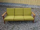 3 seater sofa in oak designed by Hans Wegner Generation Getama furniture factory model 290 in ...